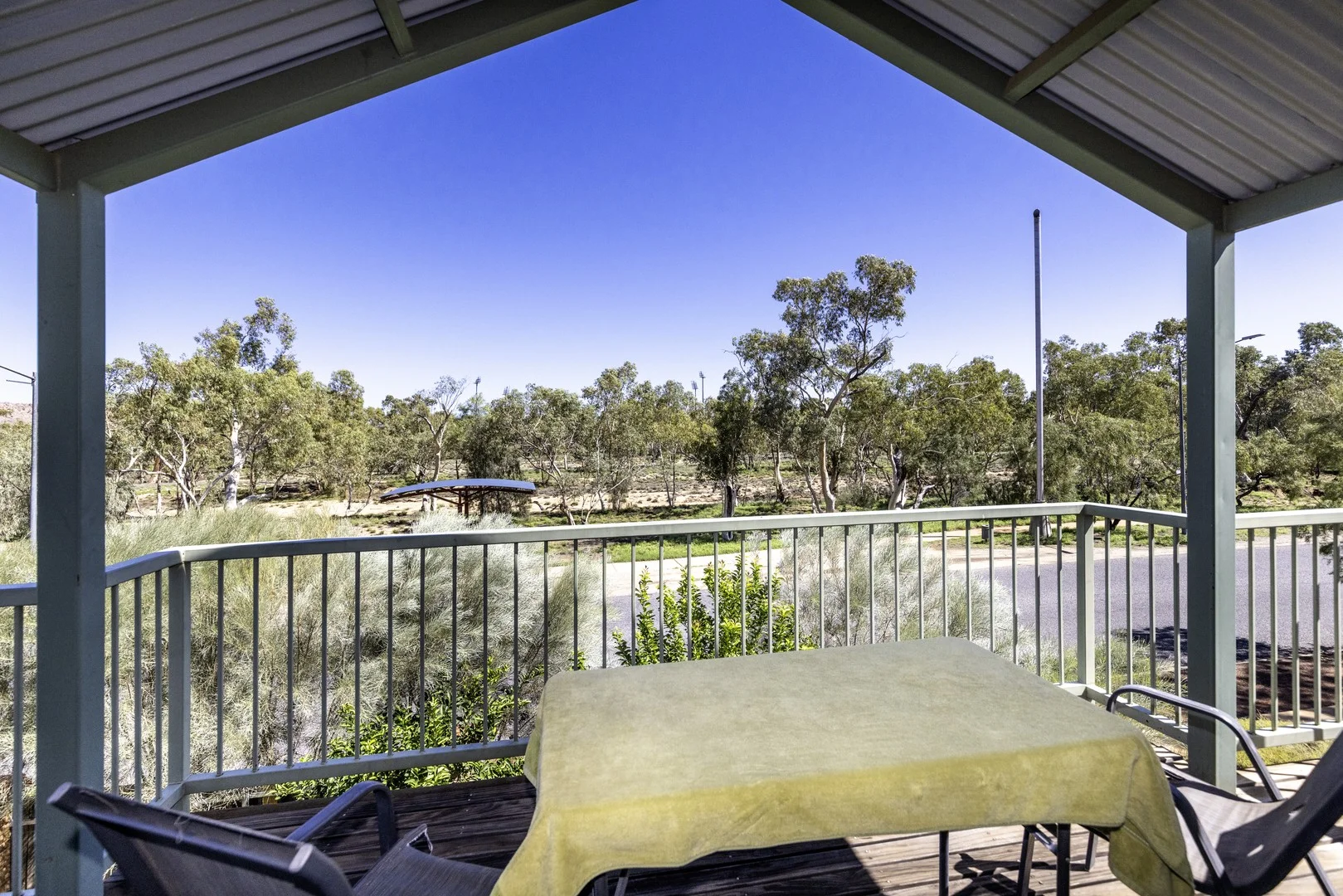 3/2 Caterpillar Court, Desert Springs NT 0870