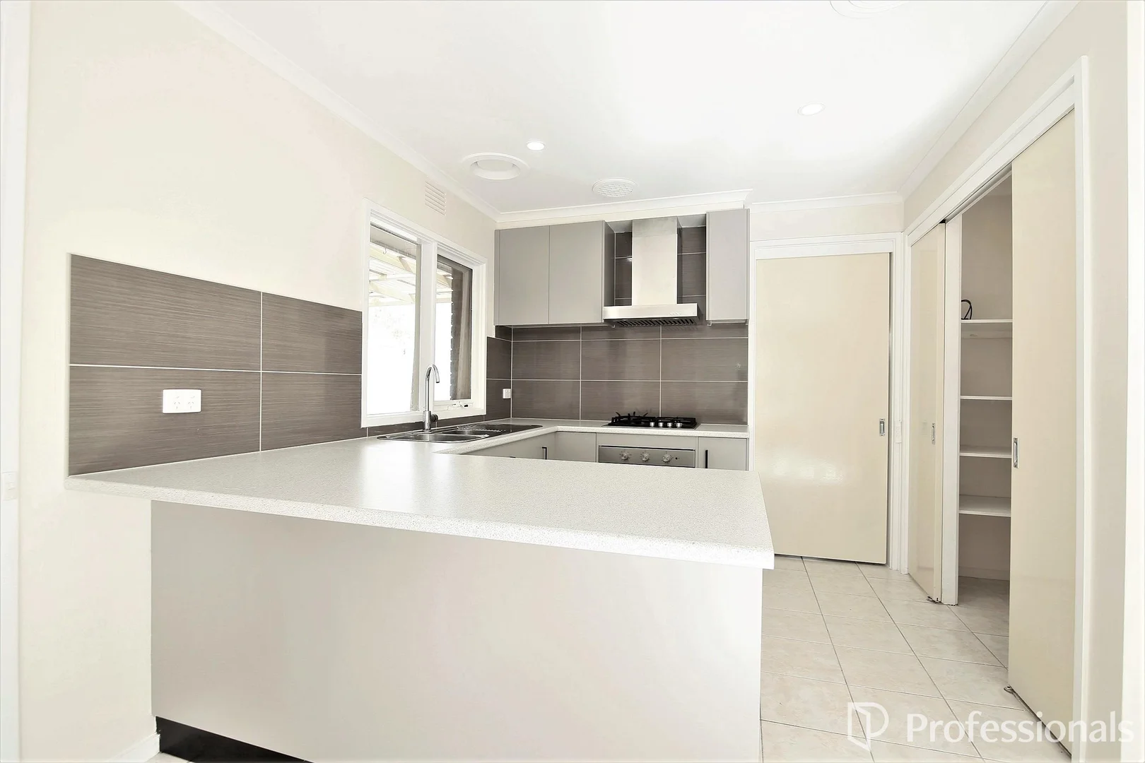 Additional image 7 of 18 Melanie Close, Keysborough VIC 3173