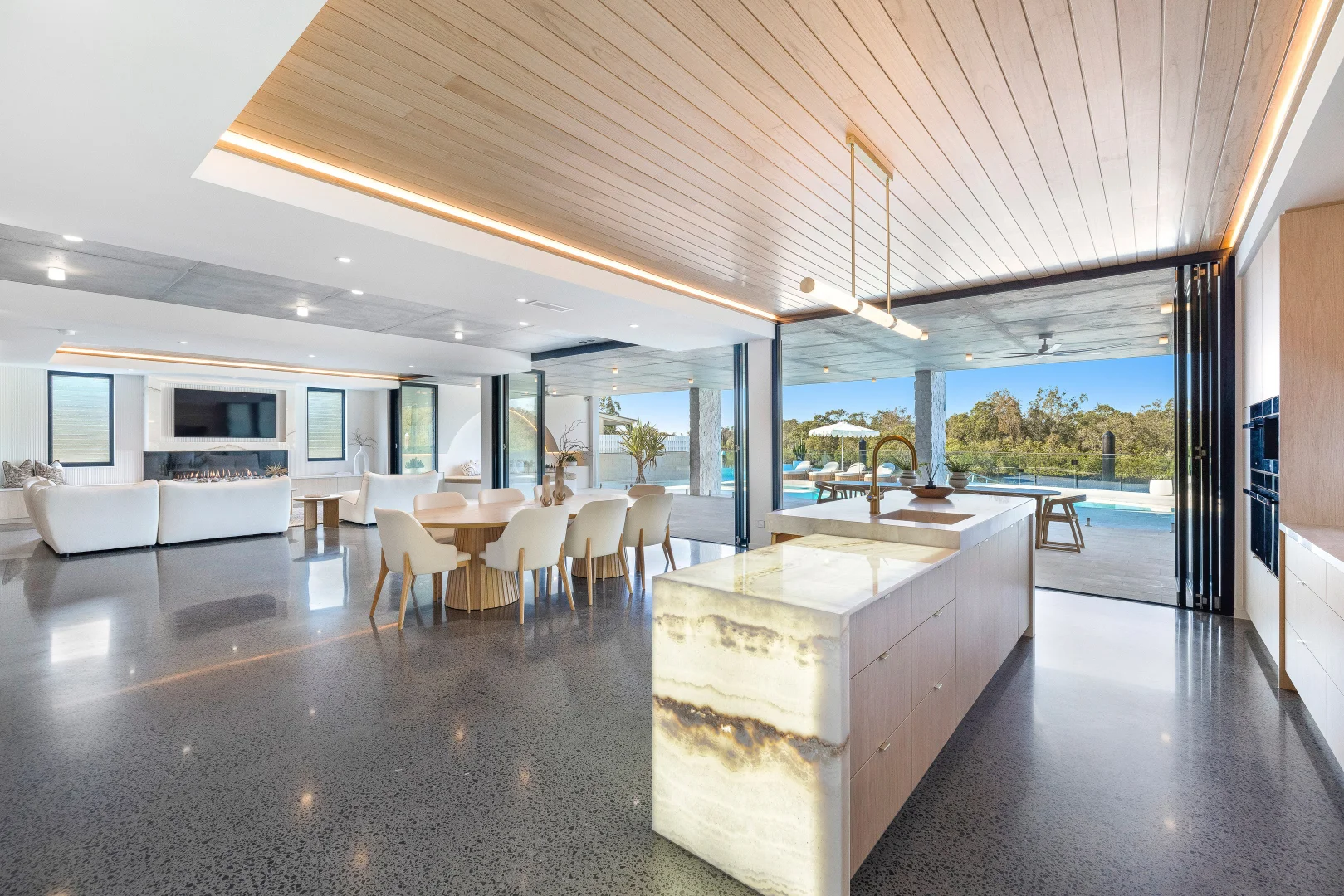 Additional image 8 of 108 Crescent Avenue, Hope Island QLD 4212