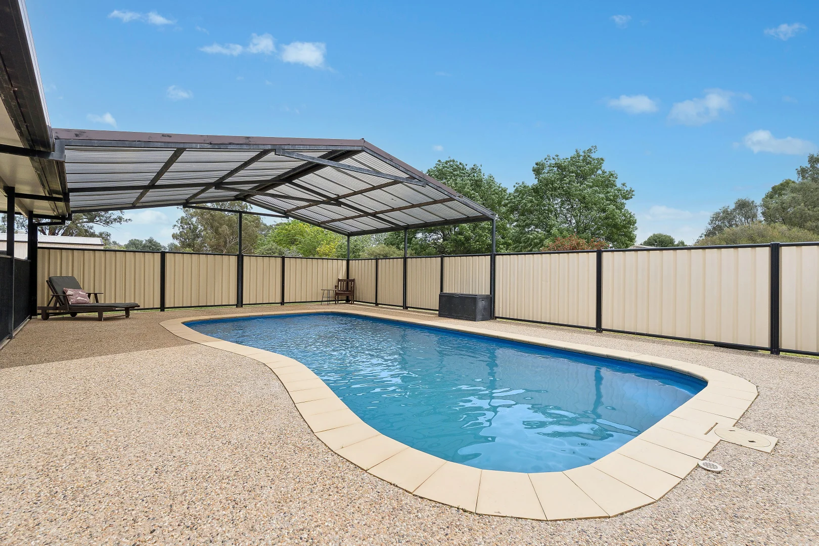 Additional image 20 of 16 Karawatha Drive, Narrandera NSW 2700