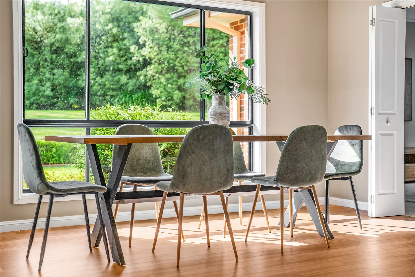 Additional image 15 of 8 Harby Avenue, Burradoo NSW 2576