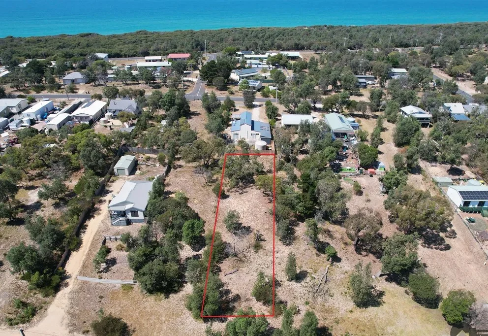 35 First Street, Paradise Beach VIC 3851