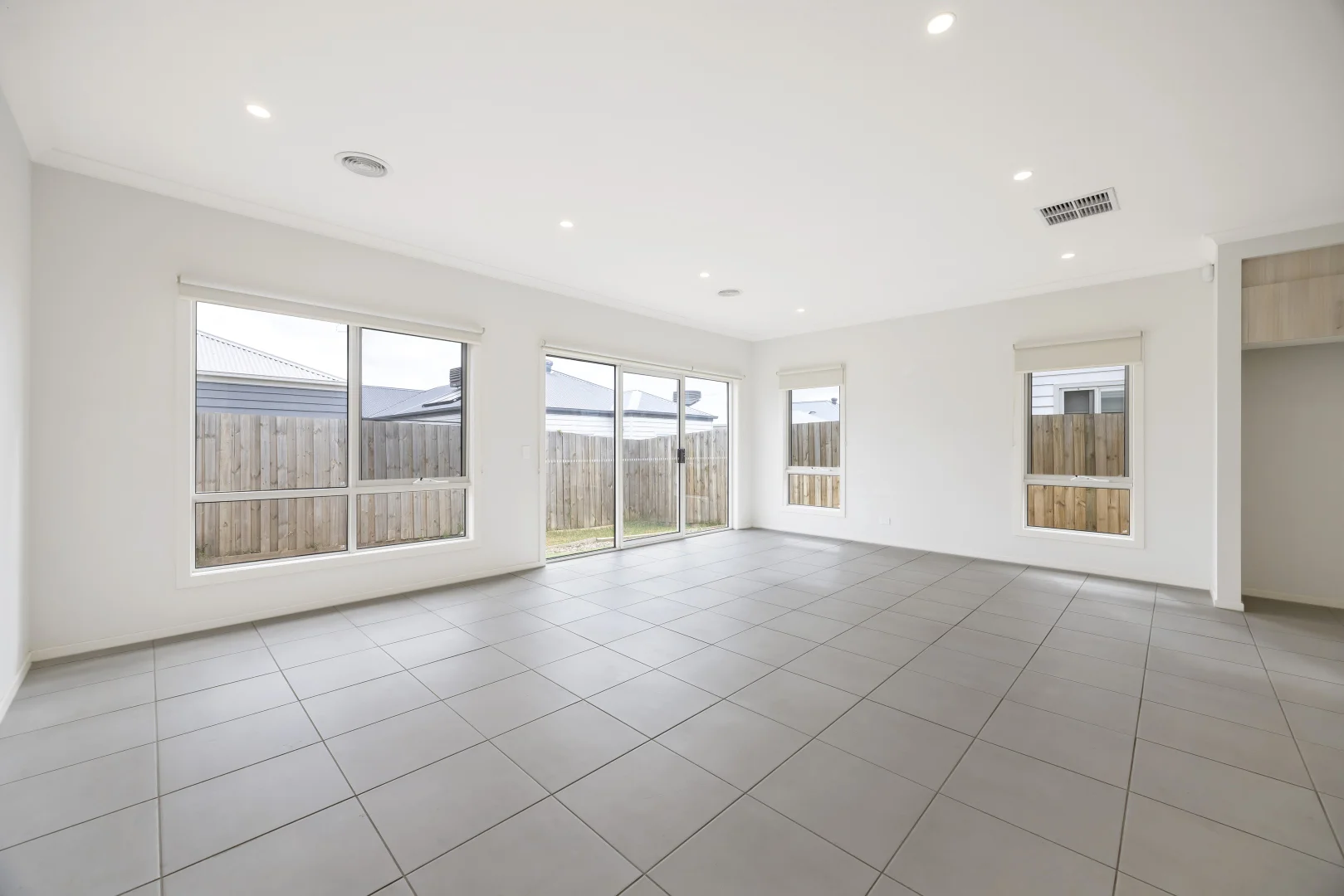 Additional image 8 of 34 Crowlands Circuit, Eynesbury VIC 3338