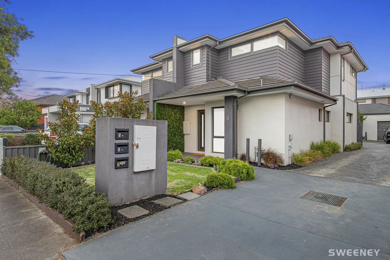 2/82 May Street, Altona North VIC 3025