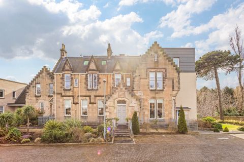 97 (Flat 3) South Oswald Road, The Grange, Edinburgh EH9