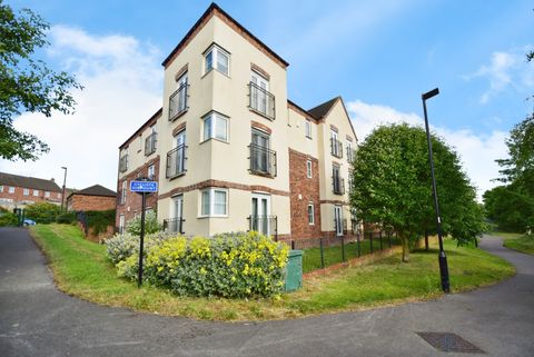 Queen Mary Rise, Parklands S2