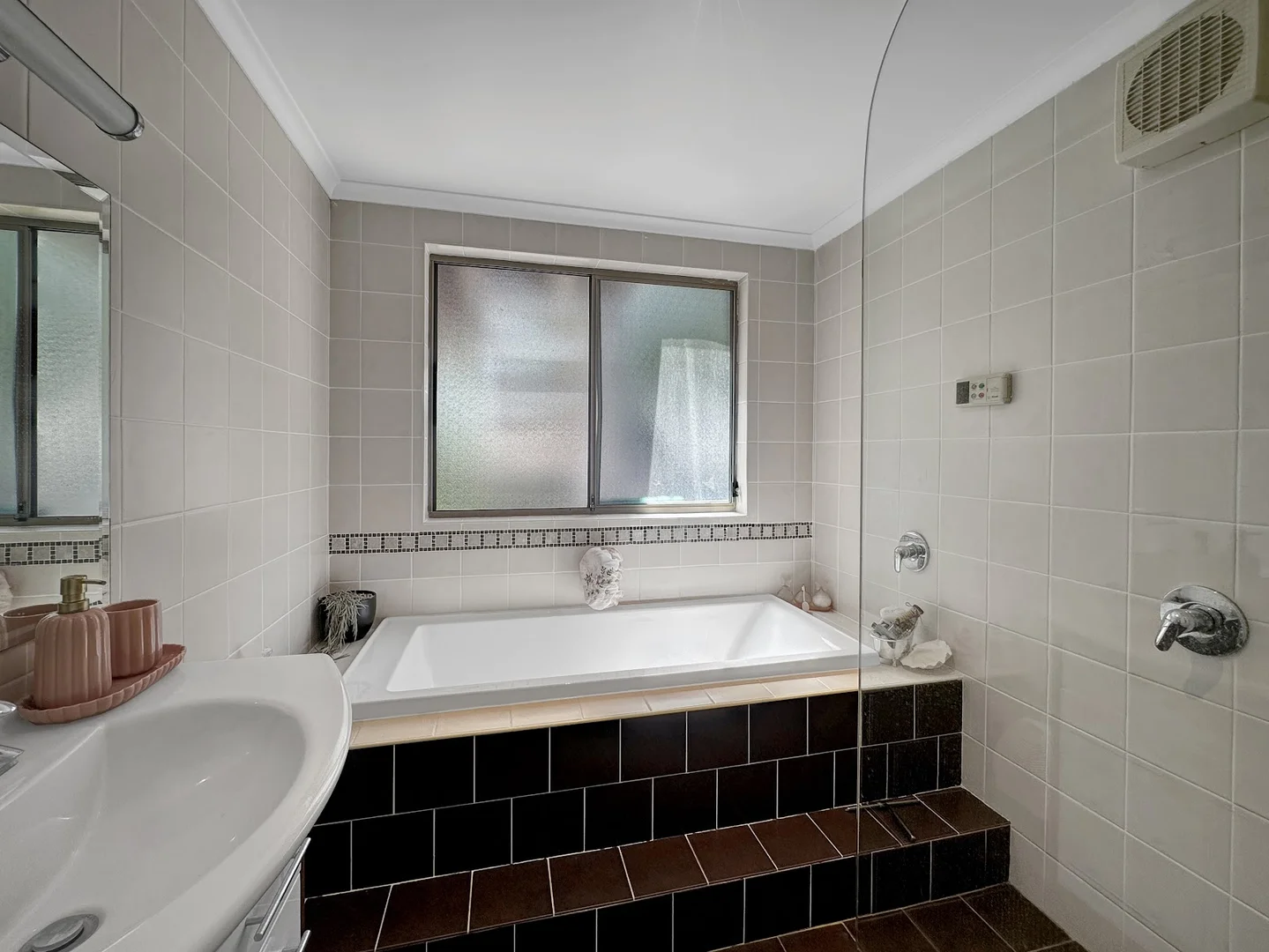 Additional image 13 of 74 Forest Parade, Tomakin NSW 2537