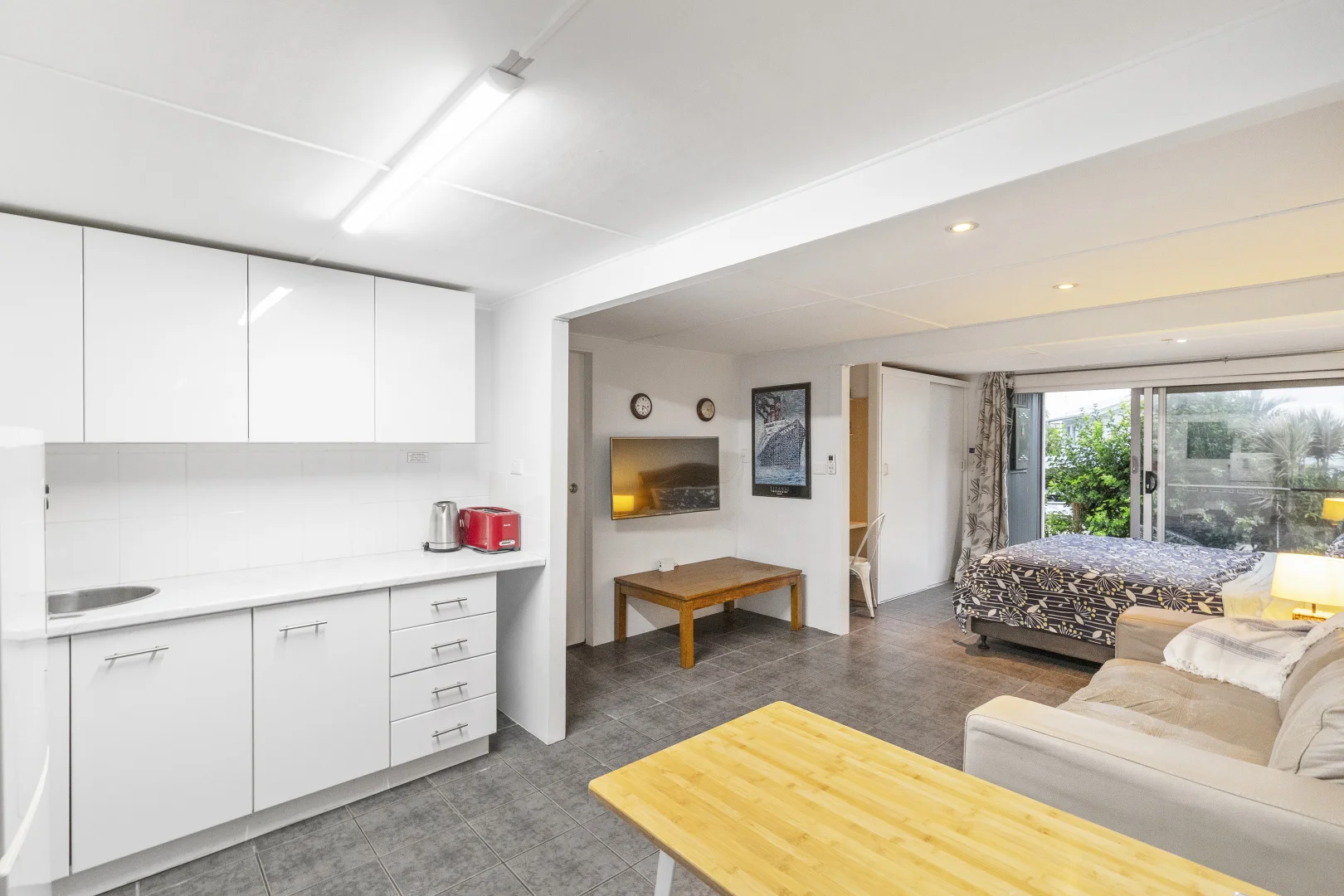 Additional image 29 of 6 Ocean View Avenue, Airlie Beach QLD 4802