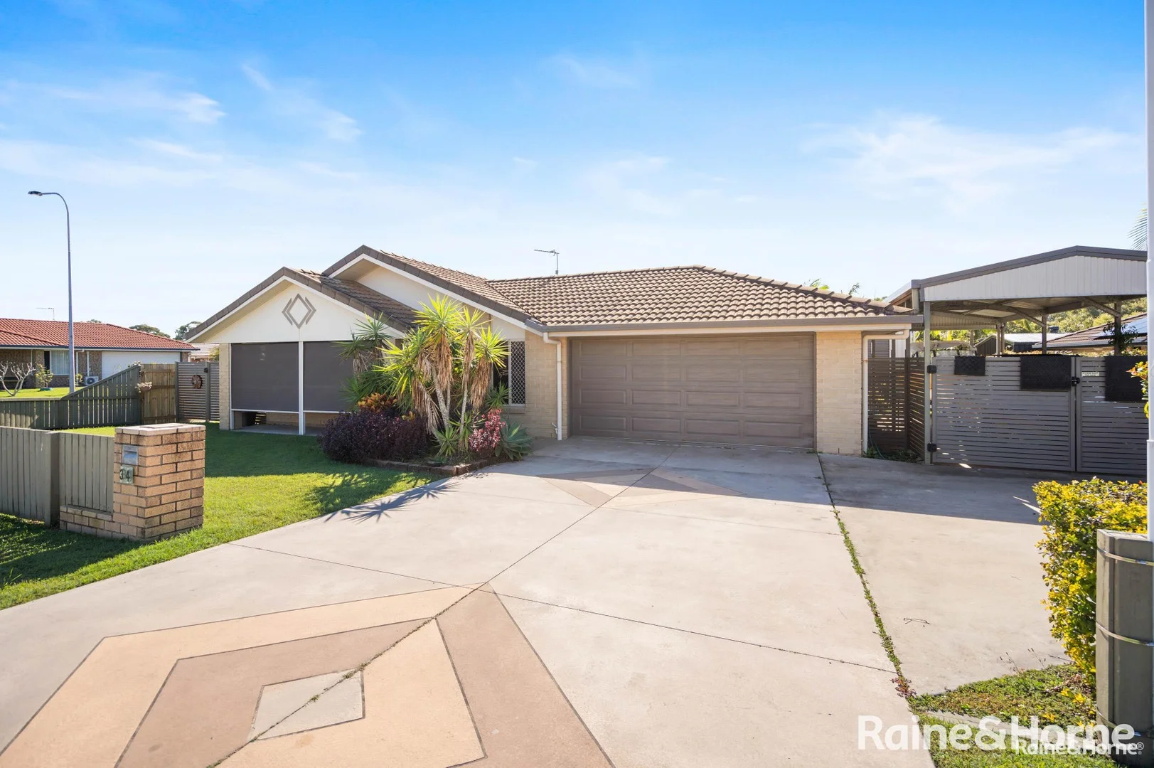 34 Moonstone Drive, Urangan QLD 4655