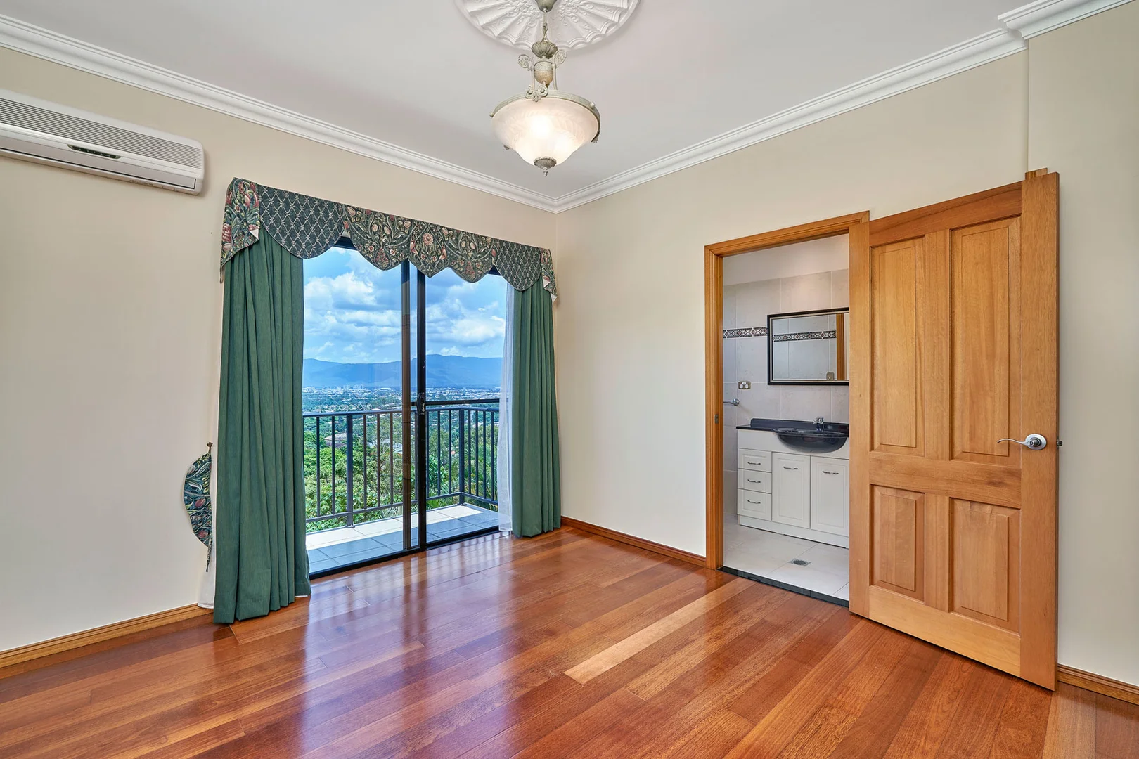 Additional image 22 of 5 Richmond Court, Mooroobool QLD 4870