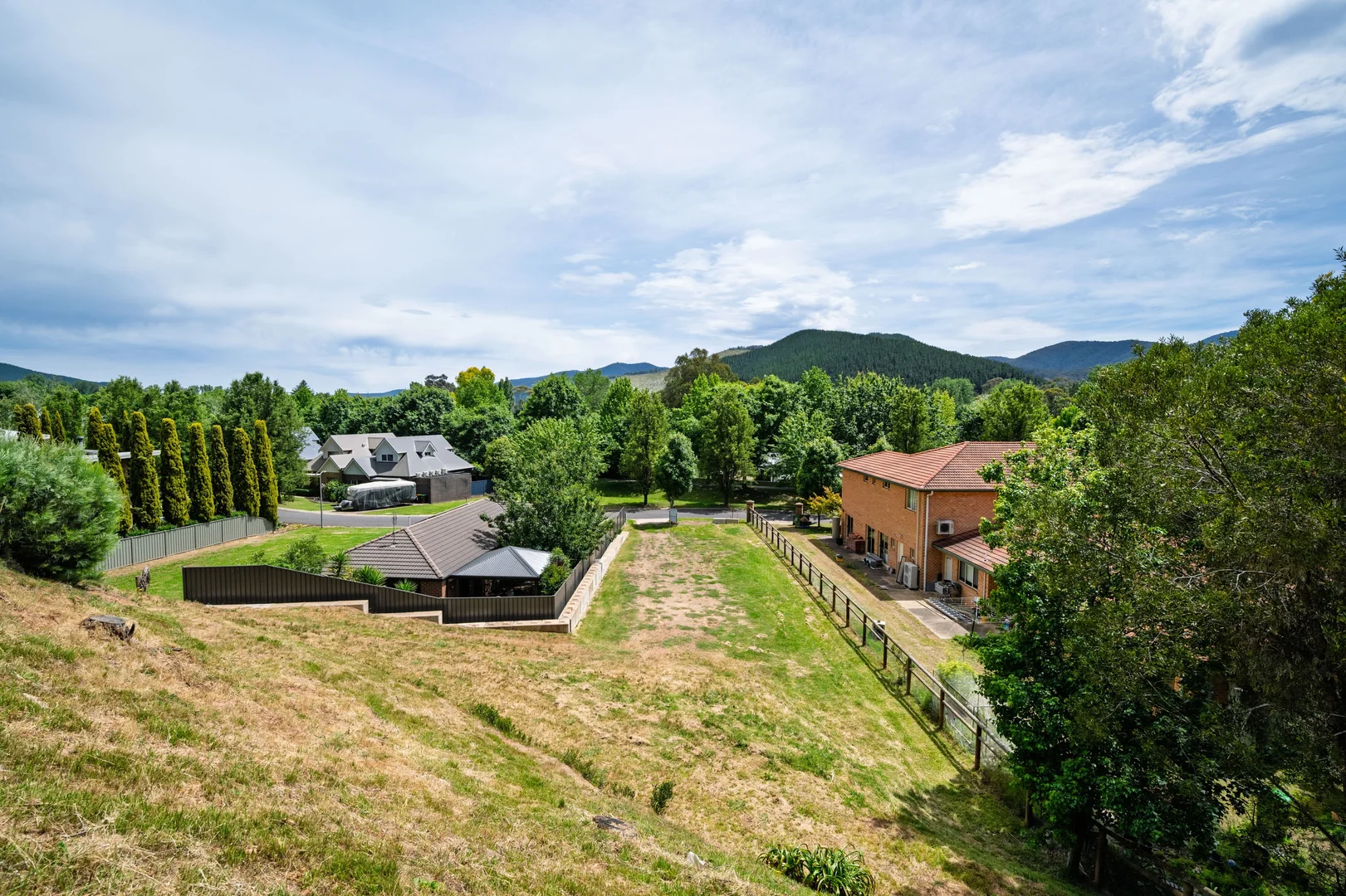 Additional image 20 of 3 The Track, Bright VIC 3741