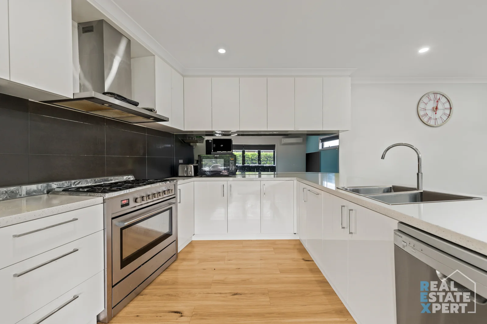 Additional image 5 of 5A Deanswood Road, Hampton Park VIC 3976