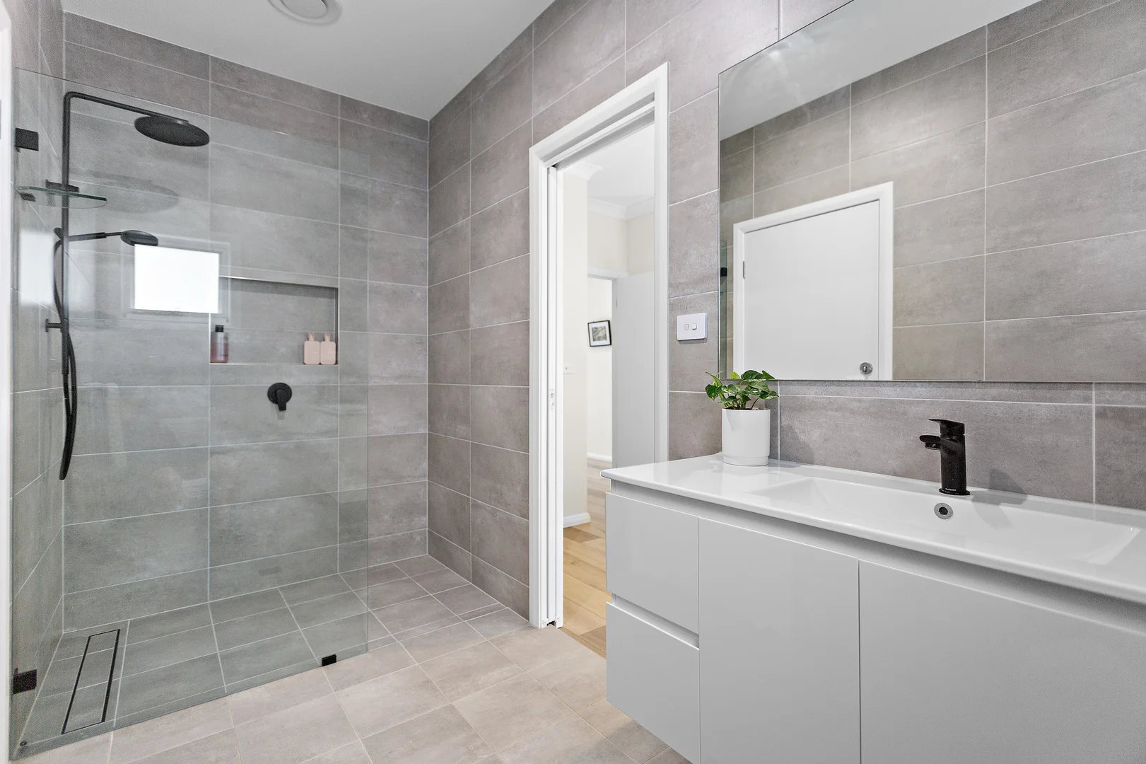 Additional image 12 of 2/16 Hutchinson Street, Bombo NSW 2533