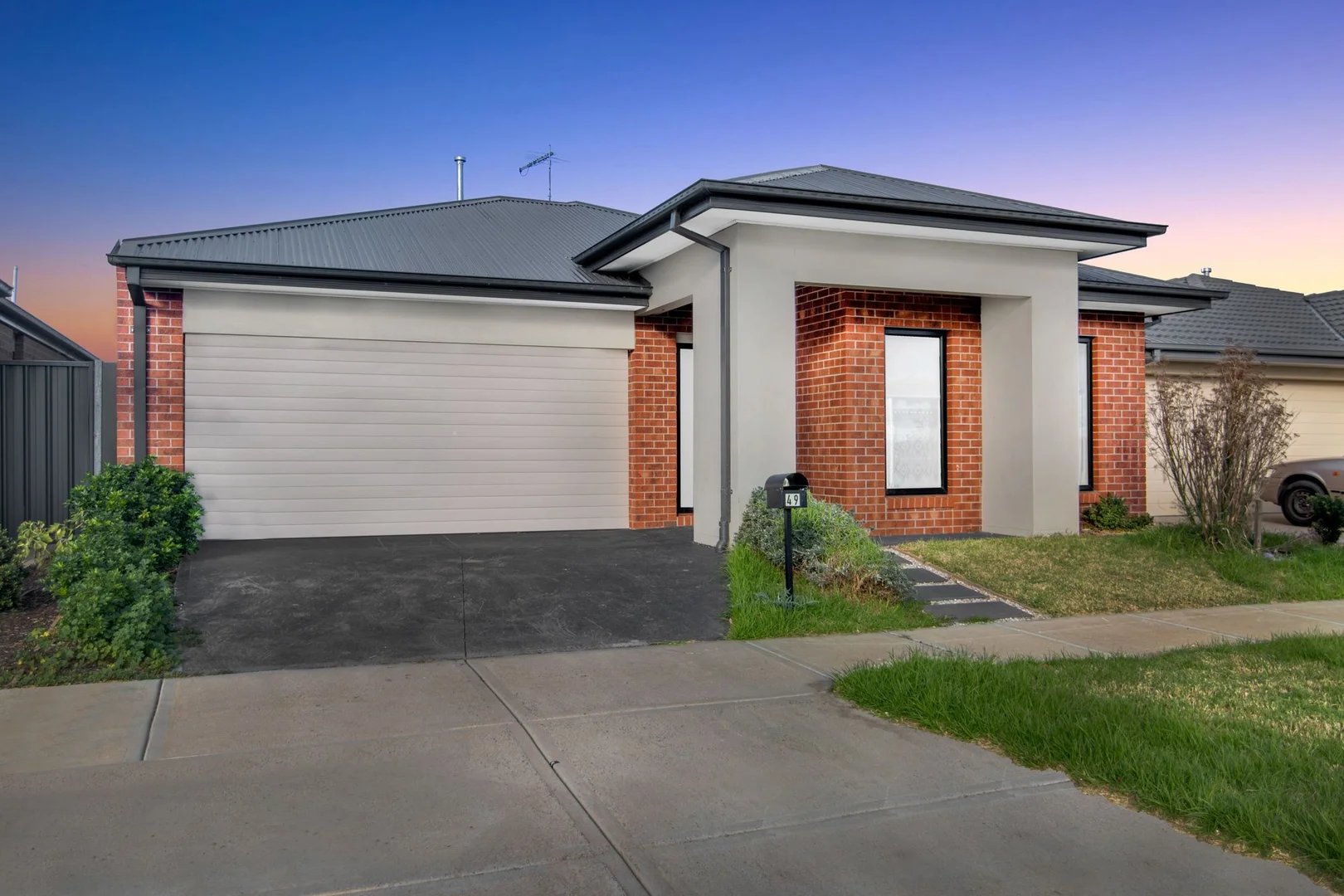 Additional image 2 of 49 ABBEYGATE DRIVE, Werribee VIC 3030
