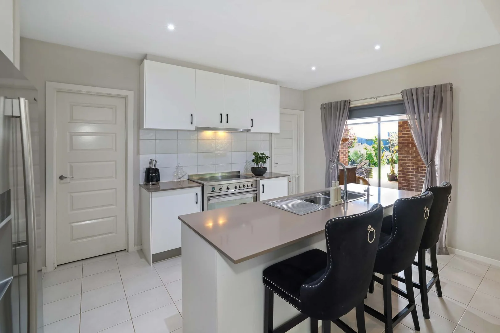 Additional image 7 of 172 Twin Ranges Drive, Warragul VIC 3820