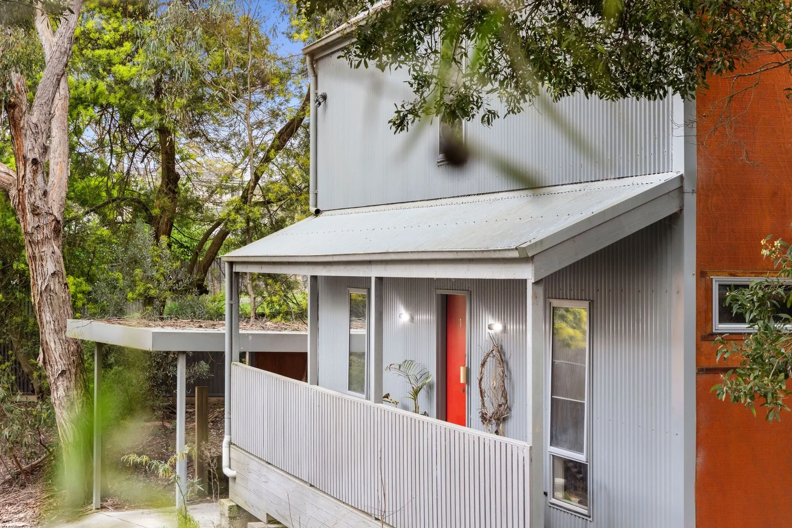 1/108 Central Springs Road, Daylesford VIC 3460