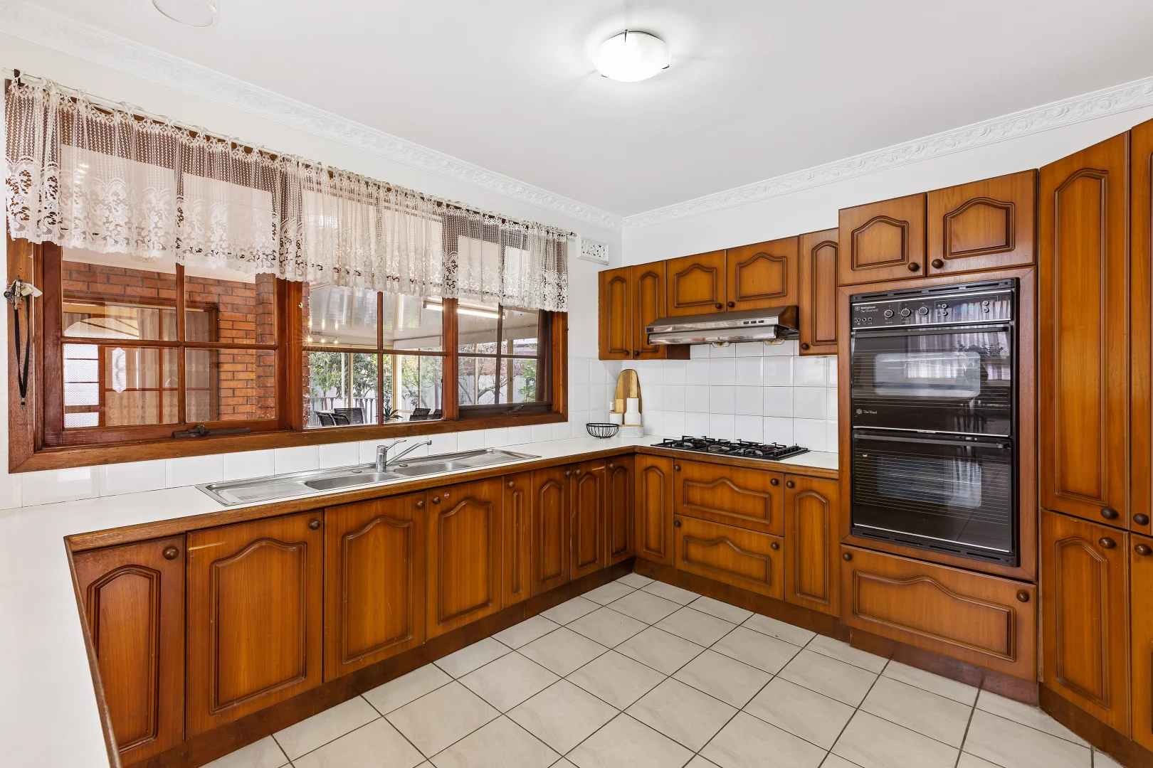 Additional image 4 of 162 Templewood Crescent, Avondale Heights VIC 3034