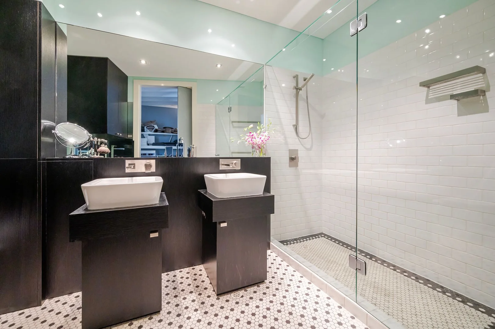 Additional image 18 of 6 Saunders Street, East Perth WA 6004