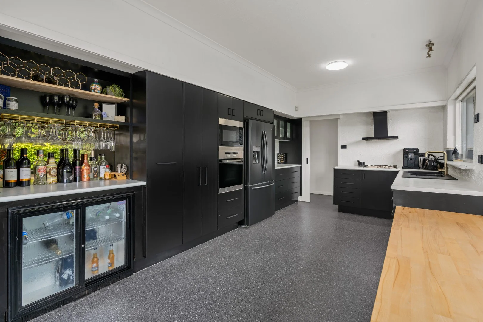 Additional image 4 of 12 Mattes Way, Bomaderry NSW 2541