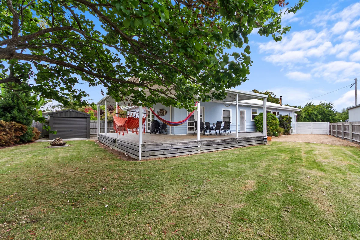 Additional image 25 of 8 Tanjil Grove, Lakes Entrance VIC 3909
