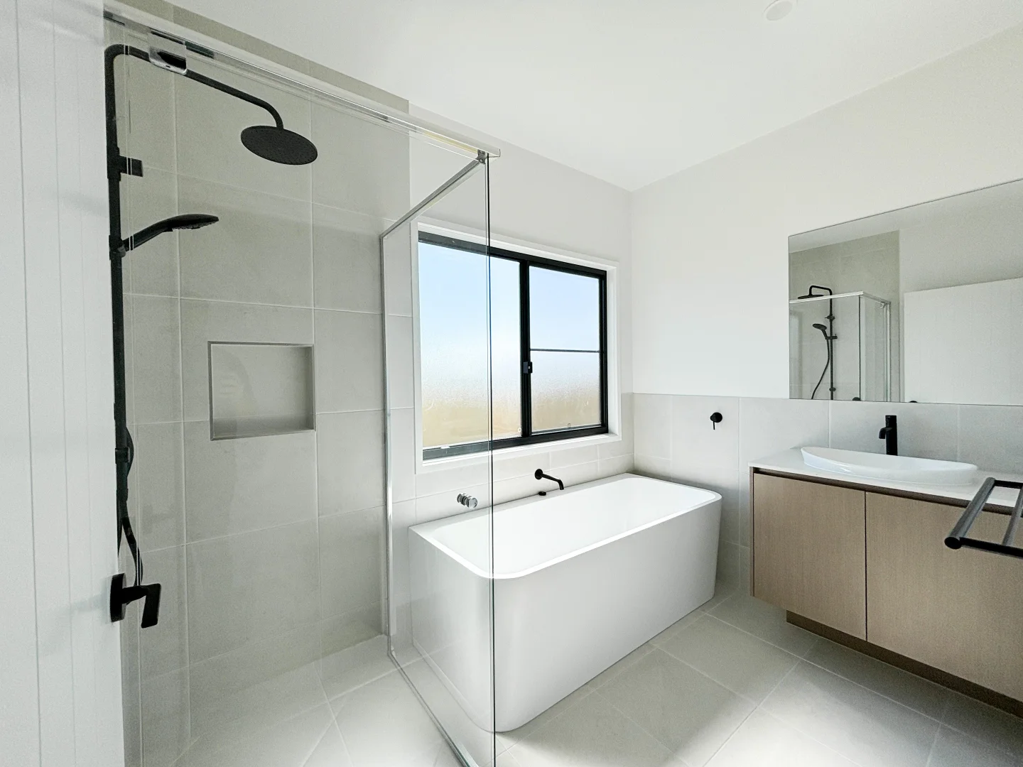 Additional image 11 of 2 Castle Tower Terrace, New Auckland QLD 4680