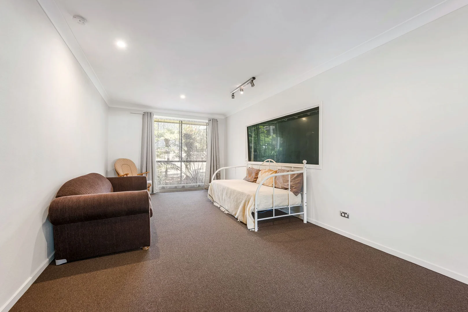 Additional image 17 of 33 Scarborough Way, Dunbogan NSW 2443