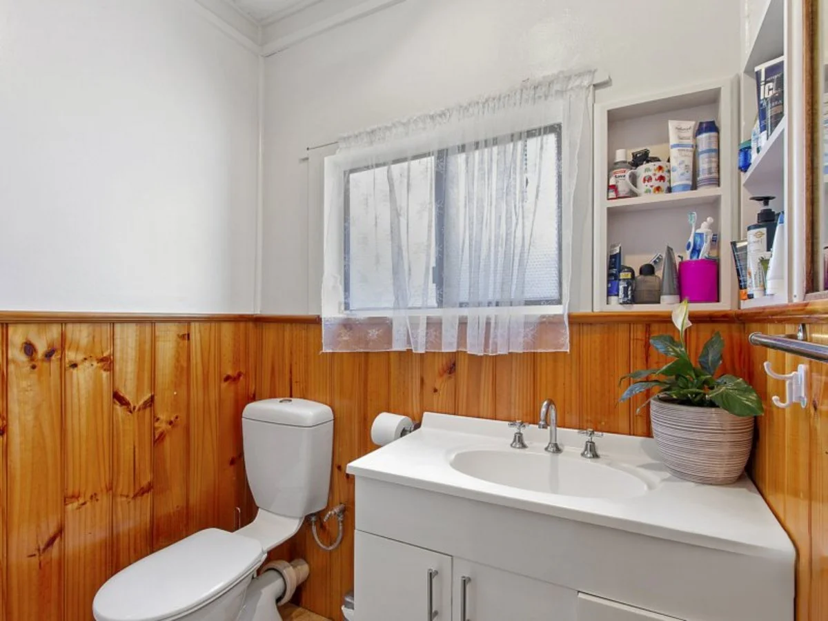 Additional image 8 of 15 Daniel Street, Lakes Entrance VIC 3909