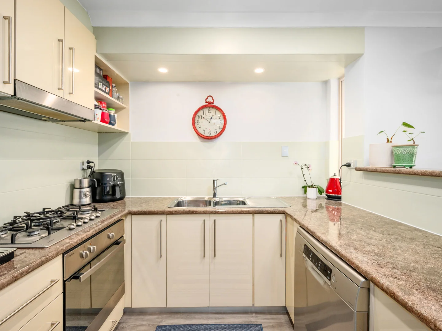 Additional image 11 of 103 Douglas Avenue, South Perth WA 6151