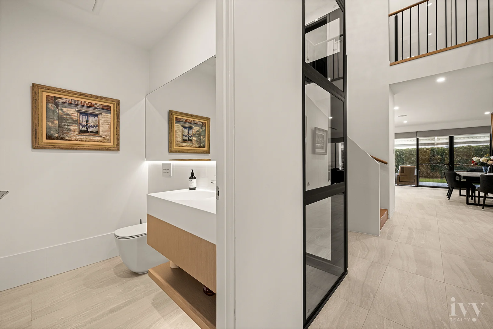 Additional image 20 of 10 Queen Guineveres Place, Sovereign Islands QLD 4216