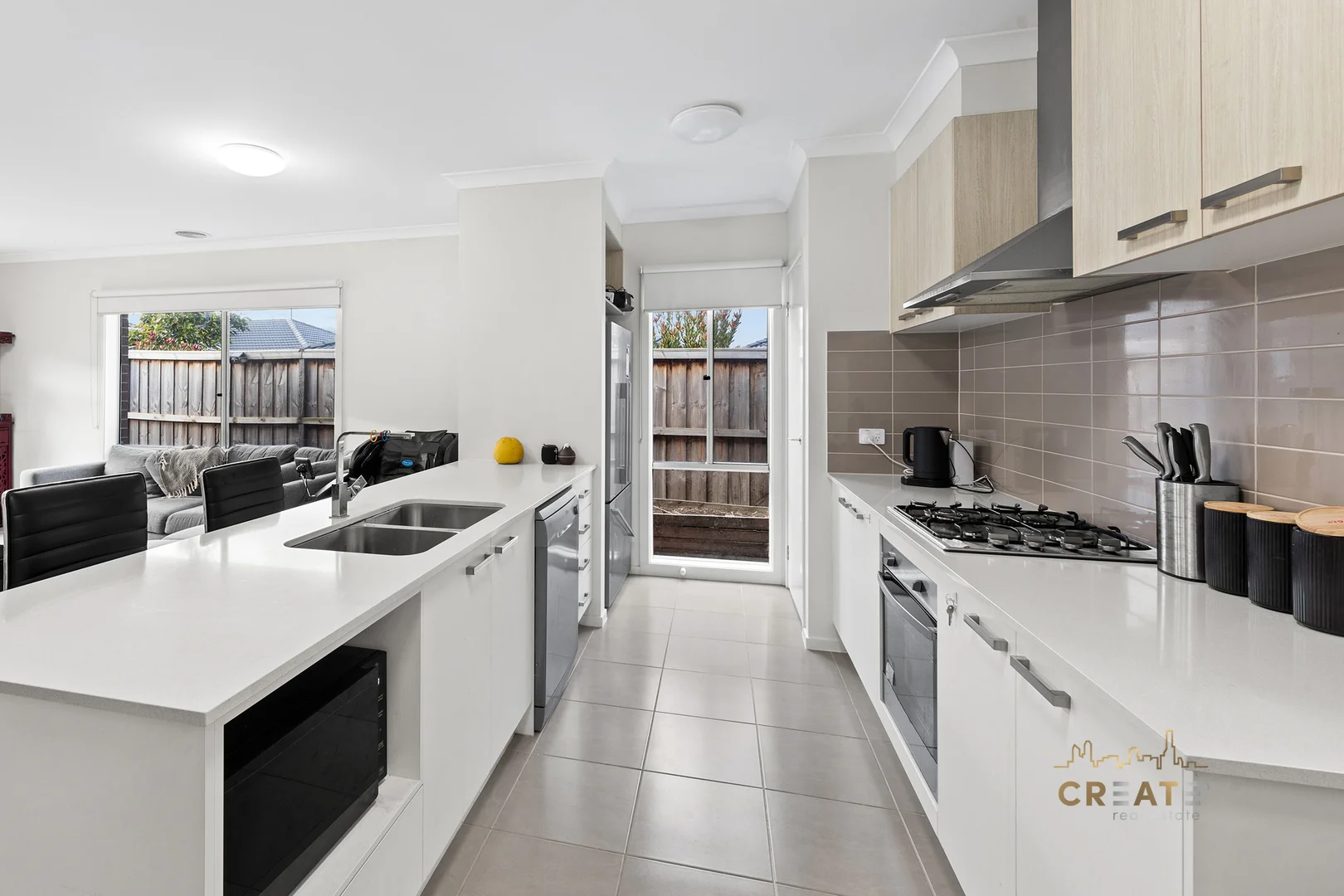 Additional image 2 of 31 Houston Drive, Thornhill Park VIC 3335