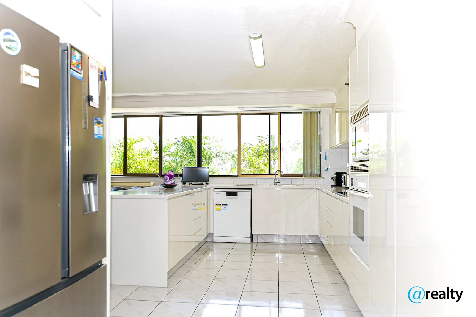 Additional image 7 of unit 4/21 Bayview Street, Runaway Bay QLD 4216