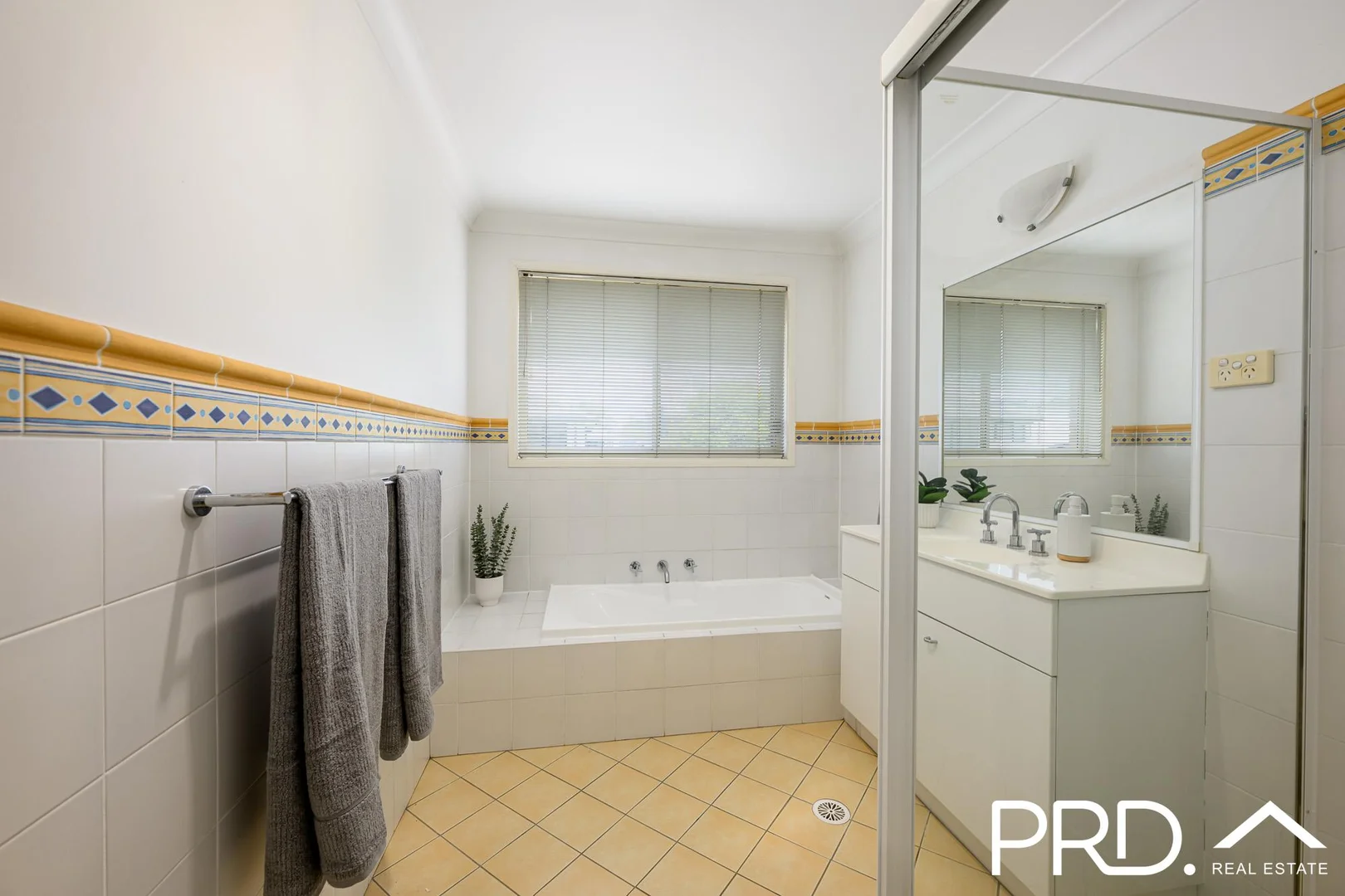 Additional image 8 of 43 Martin Crescent, Milperra NSW 2214