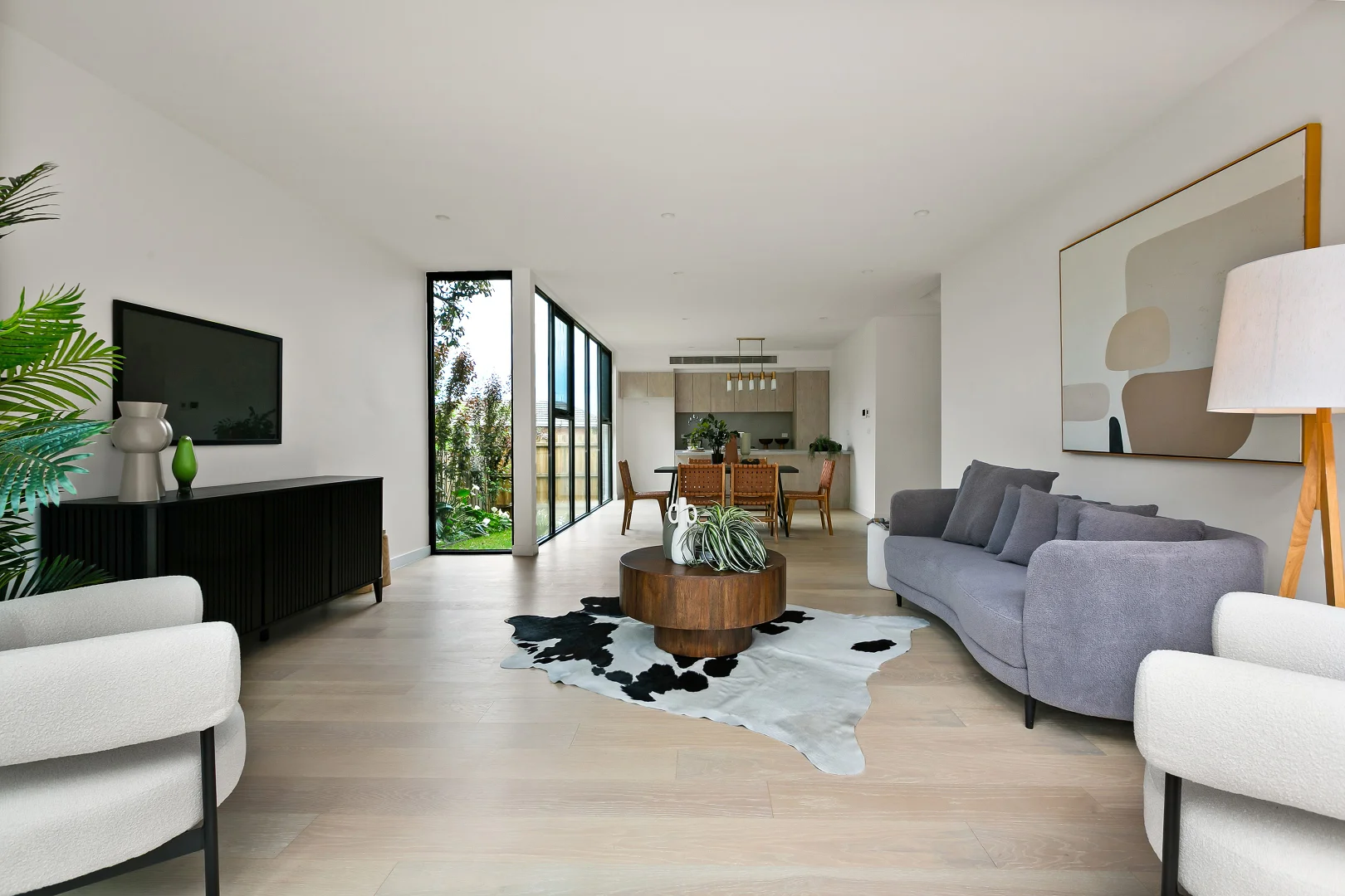 Additional image 3 of 4/3 Mervyn Crescent, Ivanhoe VIC 3079