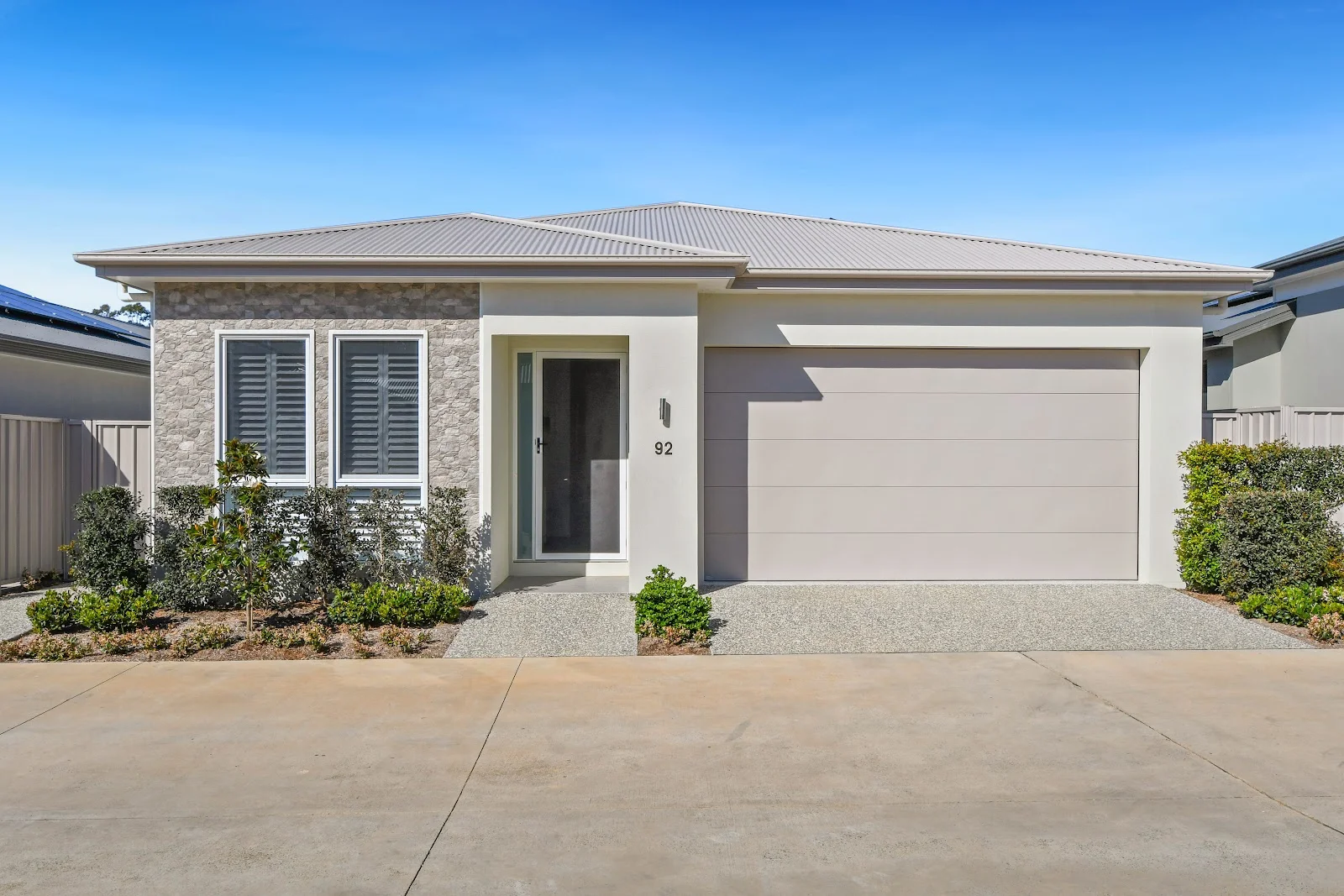 Additional image 2 of 18 Sunstone Grange, Lake Cathie NSW 2445