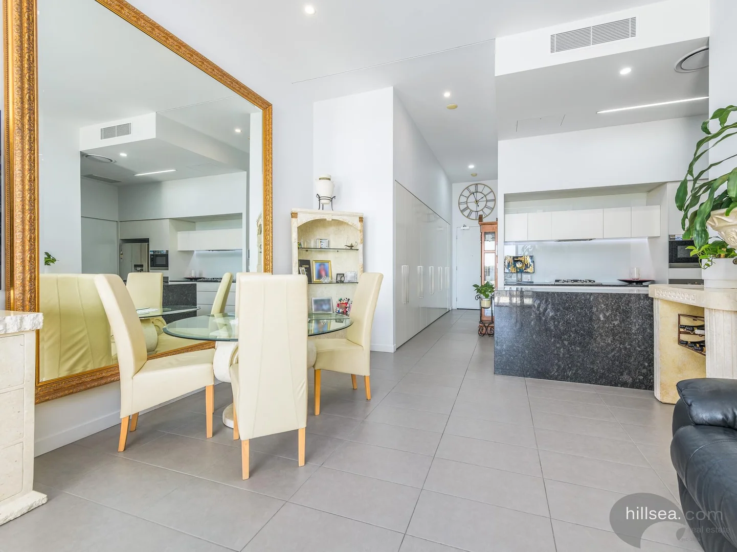 Additional image 10 of 6101/6 Marina Promenade, Paradise Point QLD 4216