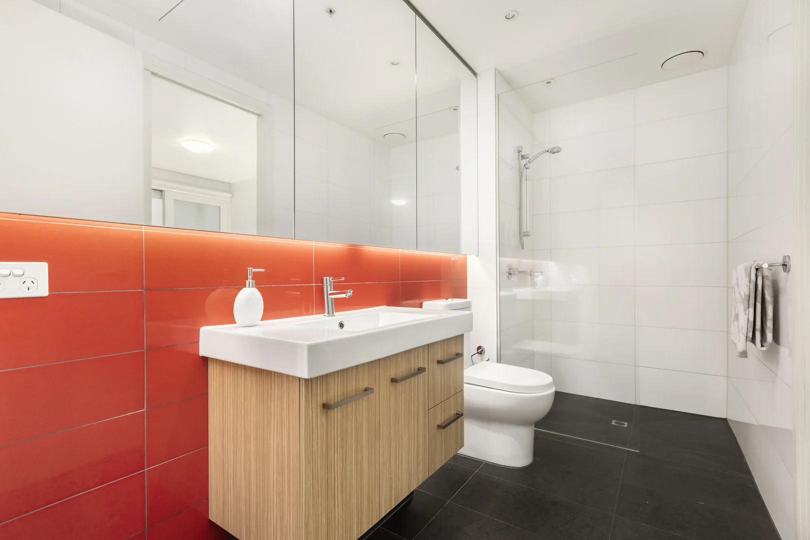 Additional image 5 of 203/152 Peel Street, Windsor VIC 3181