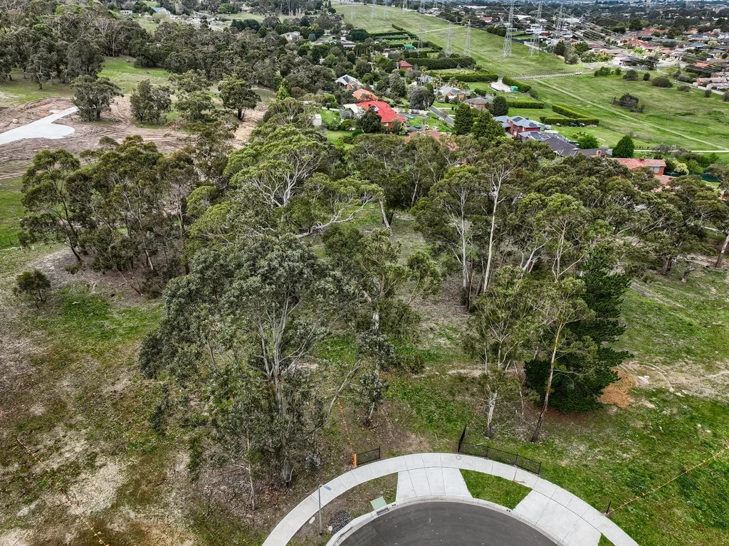 Additional image 7 of 5 Mannahaven Close, Endeavour Hills VIC 3802