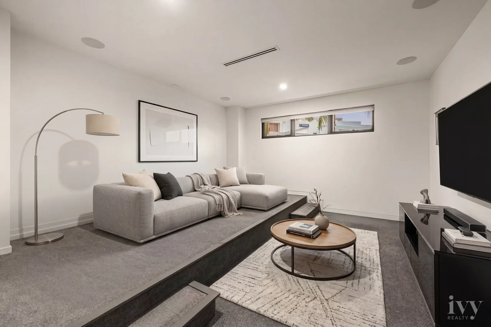 Additional image 21 of 10 Queen Guineveres Place, Sovereign Islands QLD 4216