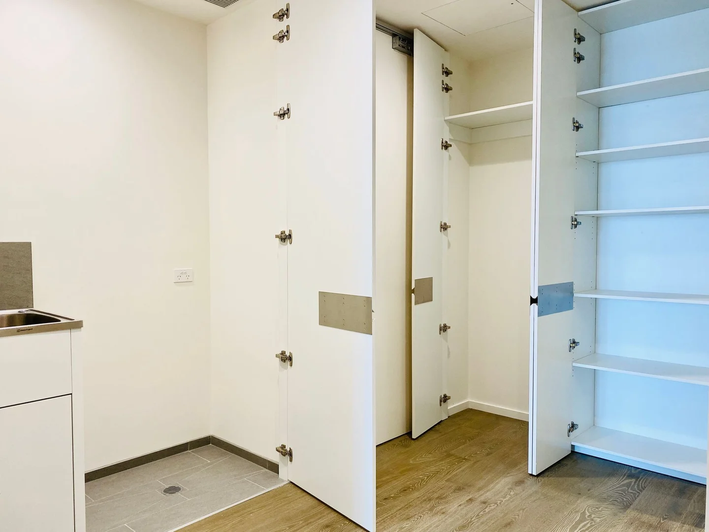 Additional image 2 of 5411/70 Southbank Blvd, Southbank VIC 3006