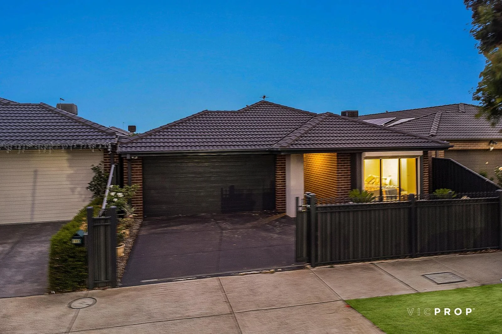 Additional image 2 of 100 City Vista Court, Fraser Rise VIC 3336