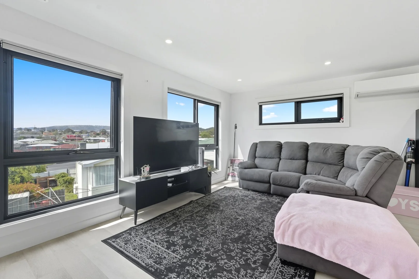 Additional image 2 of 1/30 Cheswick Crescent, Bridgewater TAS 7030