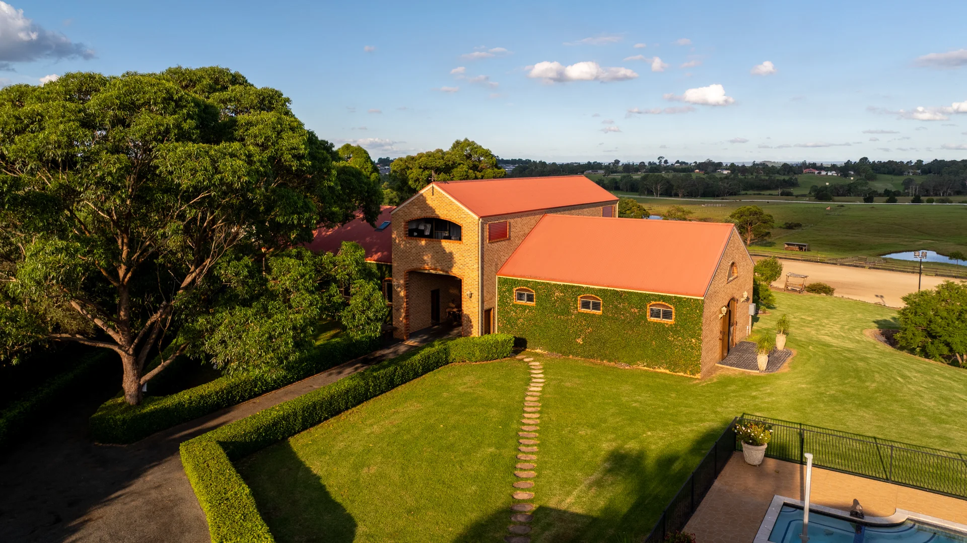 Additional image 34 of 100 Daley Close, The Oaks NSW 2570