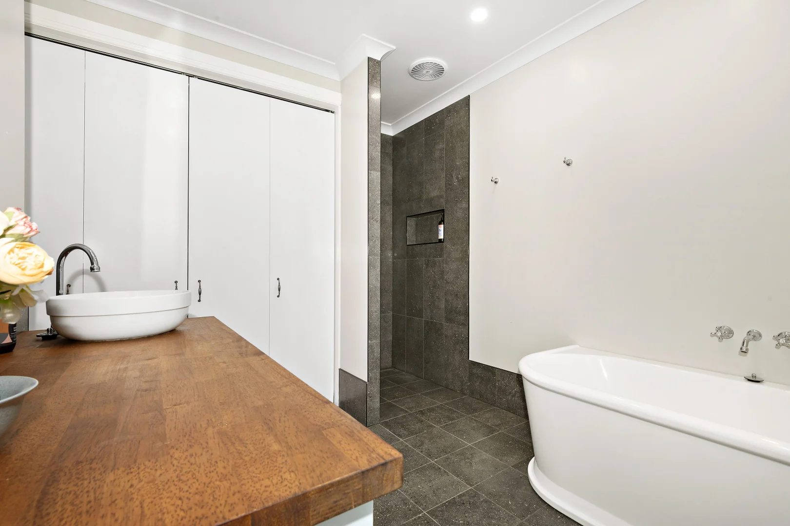 Additional image 34 of 2 Forest Hill Drive, Oakhampton Heights NSW 2320