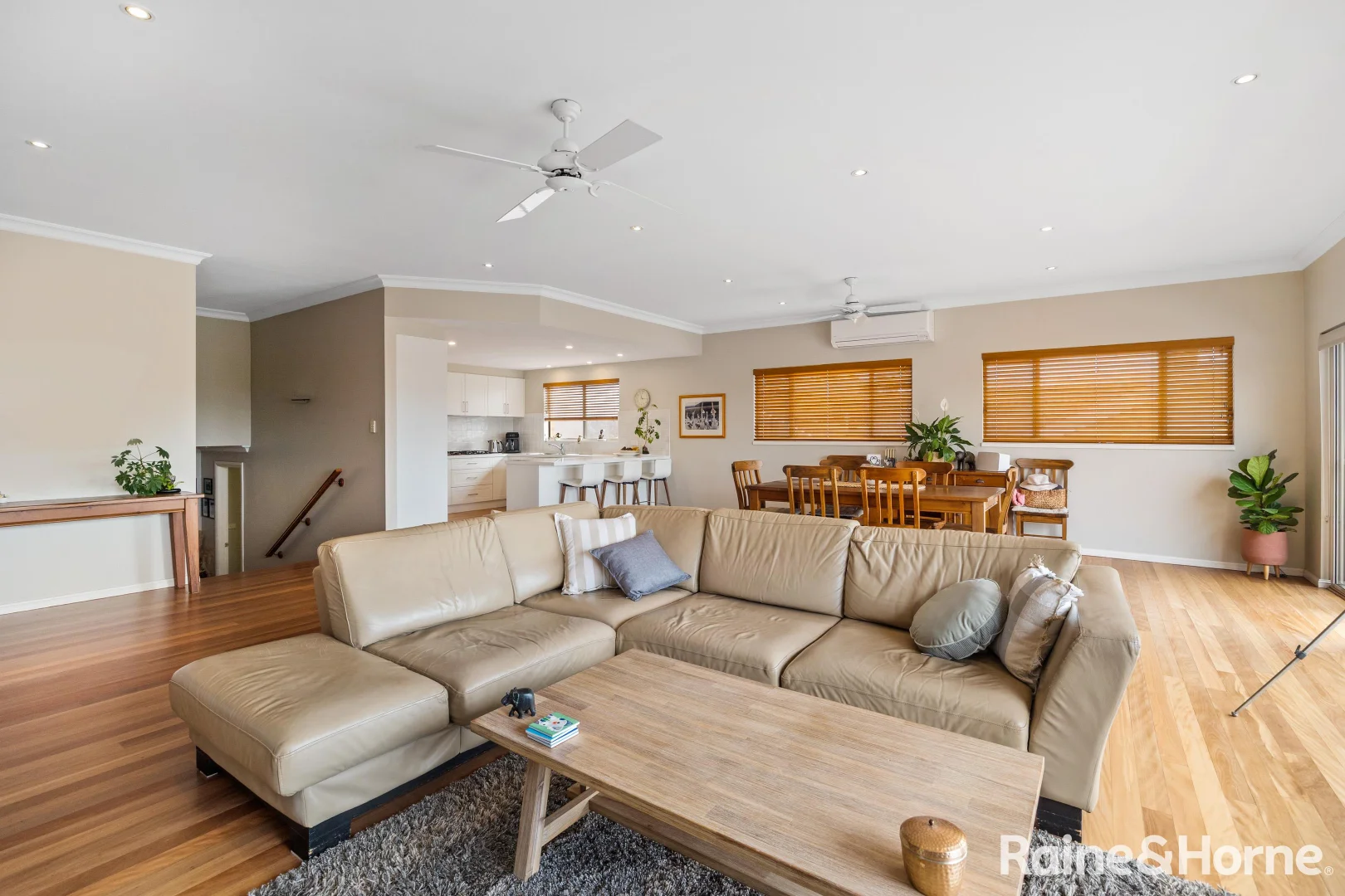 Additional image 12 of 27 Seaview Street, Mollymook NSW 2539