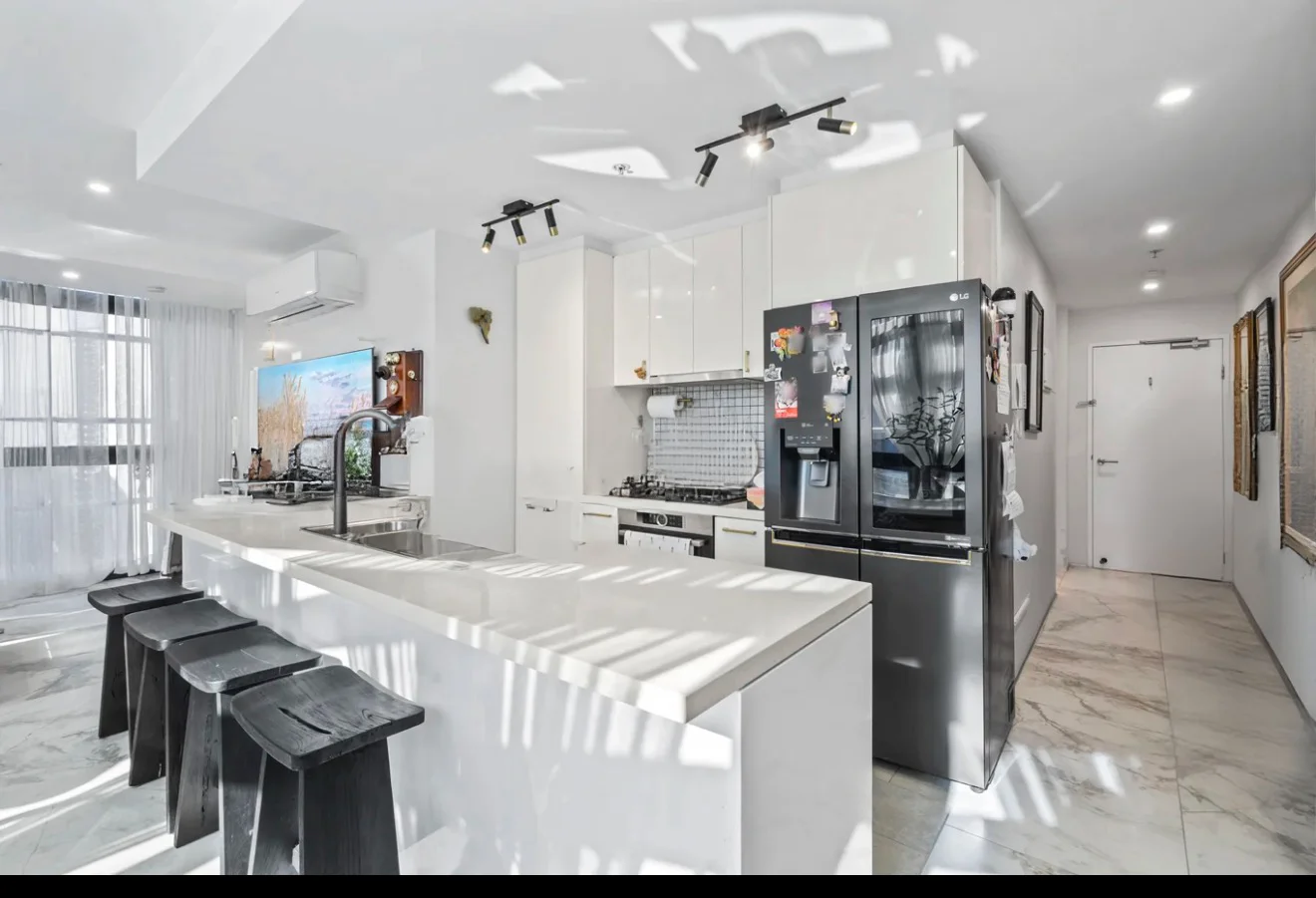 Additional image 4 of 2405/283 City Road, Southbank VIC 3006