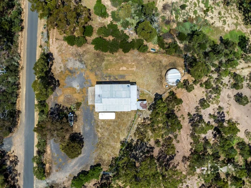 Additional image 3 of 335 Camerons Rd, Coimadai VIC 3340