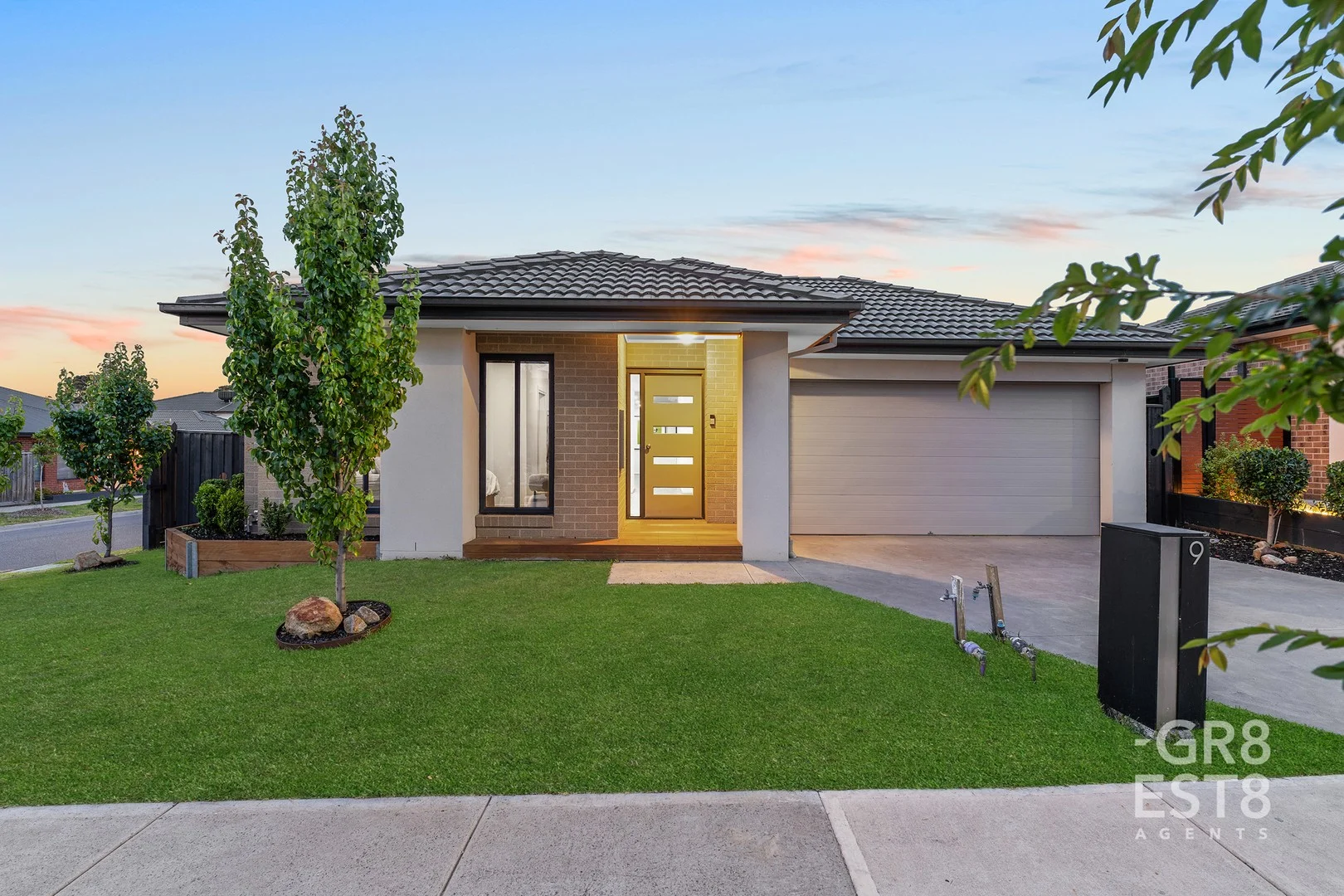 9 Titch Street, Cranbourne VIC 3977