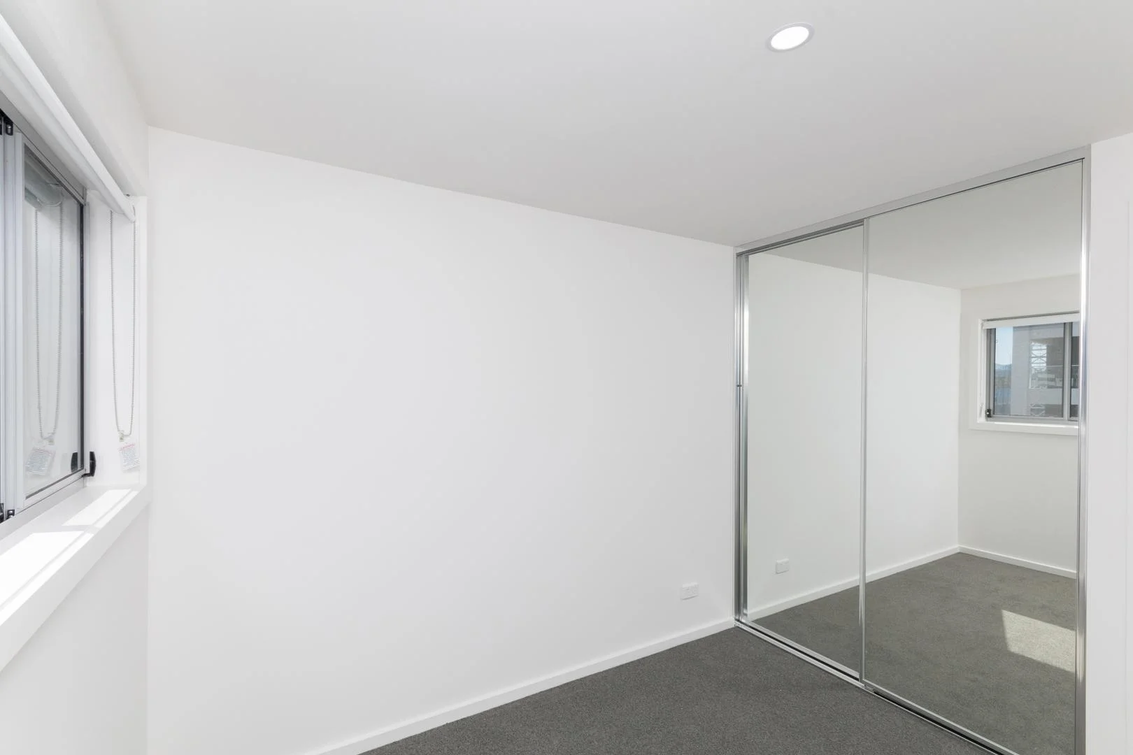 Additional image 9 of 1/15-17 Limburg Way, Greenway ACT 2900