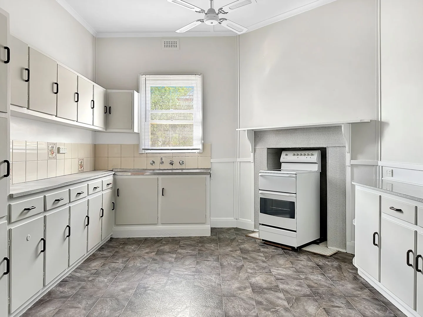 Additional image 2 of 36 Newton Street, Maryborough VIC 3465