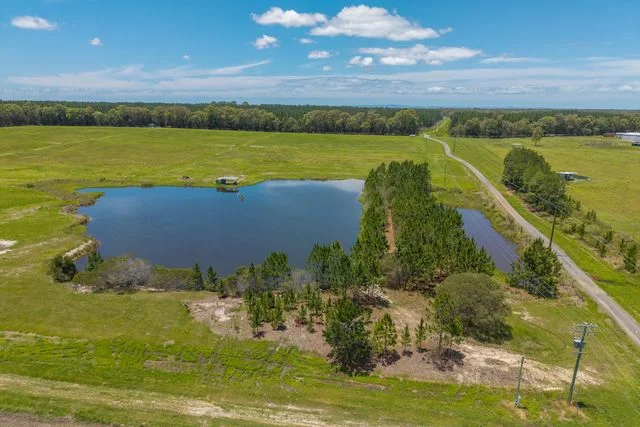 Additional image 10 of 443 -490 Wallace Road, Ningi QLD 4511